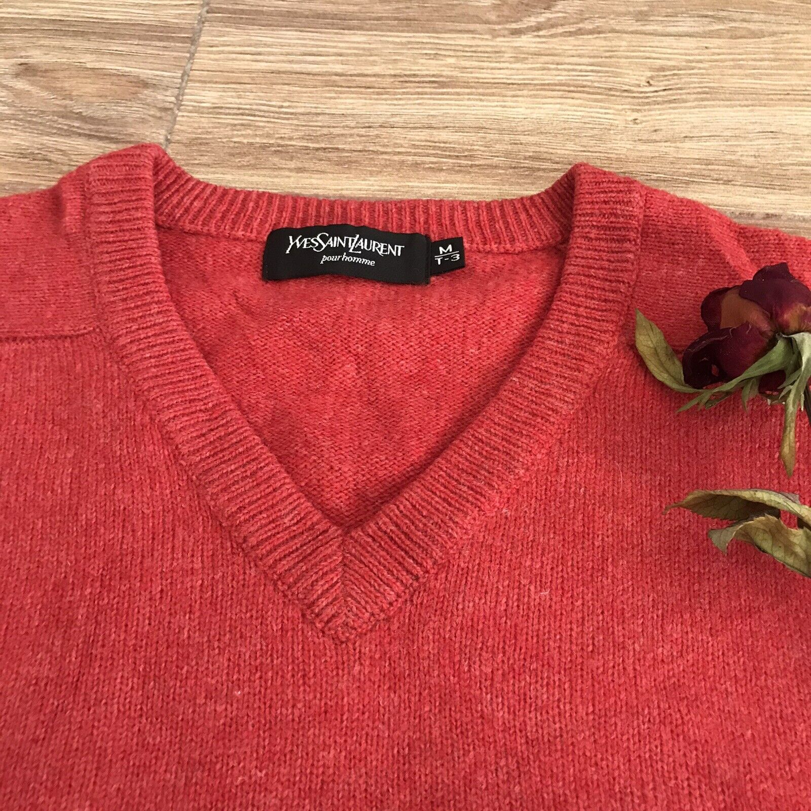 overdrivelse binde Alperne Yves Saint Laurent Sweater YSL Pullover WOOL jumper V neck men's red Size  3/M | eBay