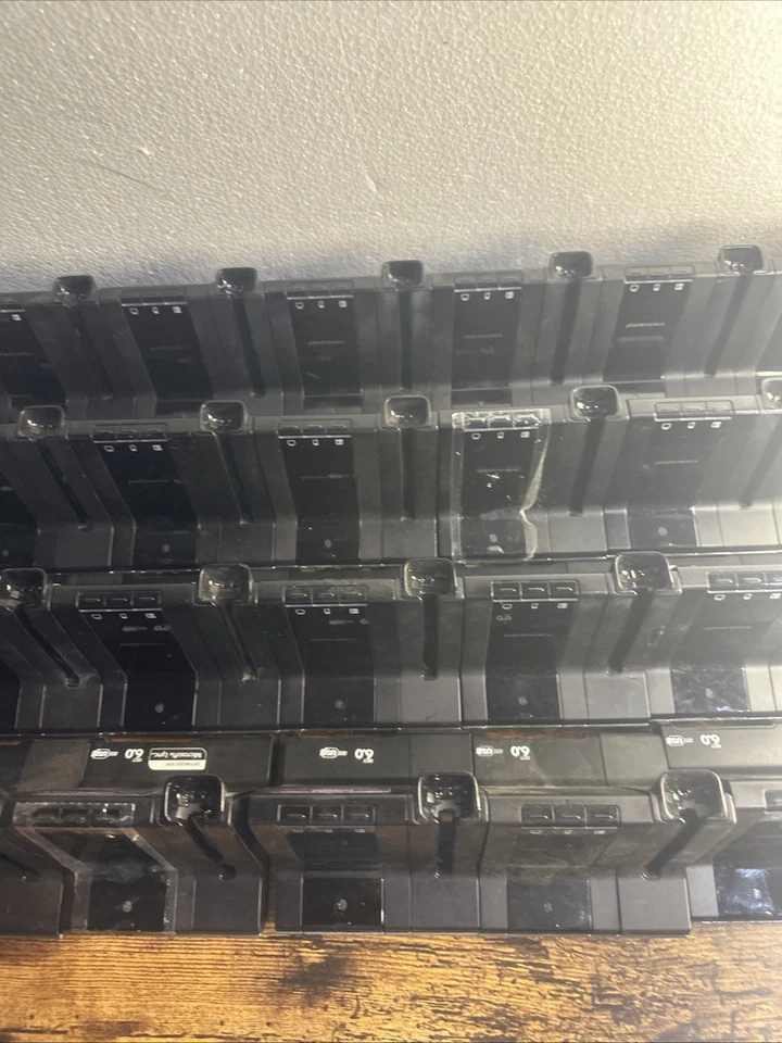 Lote de 25 Plantronics W02 Intertek 81242 USB DECT 6.0 sin base de cable de alimentación solamente Foto 4 de 4