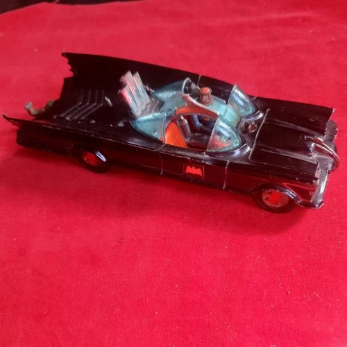 Vintage Batmobile Corgi 267 Typ 3 Bat Hubs Rubber Tyres Pointed Wings Original