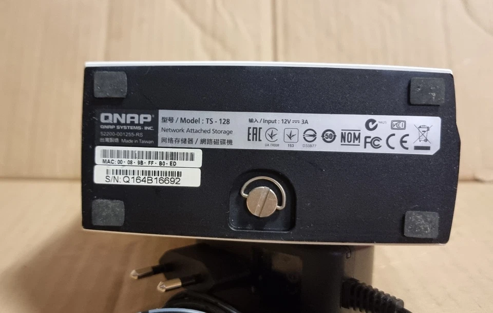 Nas Qnap TS128  2TB  - Immagine 3 di 4