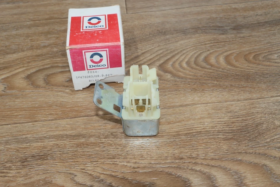 Relé de antena de alimentación NOS GM 470363 Chevrolet Caprice Impala Camaro 1978-1984 Foto 2 de 4