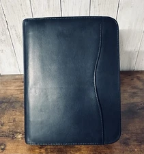 Classic Day Timer Black Leather Organizer Planner 7 Rings Zip Closure