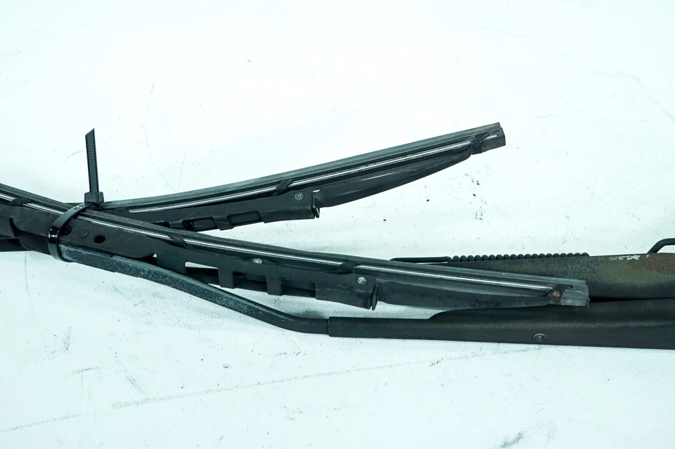 06-15 Brazos limpiaparabrisas delanteros derecho e izquierdo Mazda MX-5 Miata OEM 5094 Foto 4 de 4