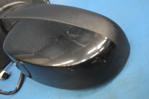 2009-2014 CHEVY GMC SUBURBAN BLACK RH PASSENGER SIDE DOOR MIRROR TURN SIGNAL OEM - Picture 2 of 10