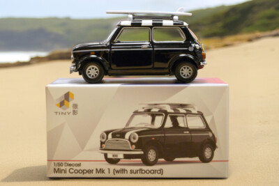 ミニカー Tiny Mini Cooper Mk 1 (with surfboard) APR 2025 TINY MINI #16 MINI COOPER Mk 1 with Surfboard 1:50