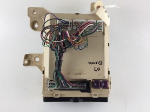 2007 Toyota Sienna Dashboard Cabin Fuse Box Relay Junction PP-T20+GF10 OEM | eBay