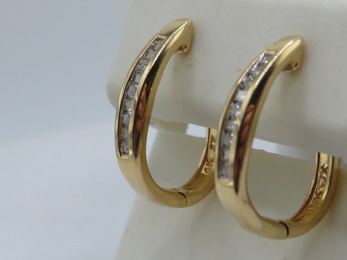 14K YELLOW GOLD ELOGATED HINGED HOOP EARRINGS w 10 RBC & 8 BAGUETTE DIAMONDS* - Picture 5 of 16