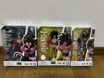 In Stock BANDAI S.H.Figuarts DRAGON BALL GT SS4 SUPER SAIYAN 4 GOKU VEGETA SET