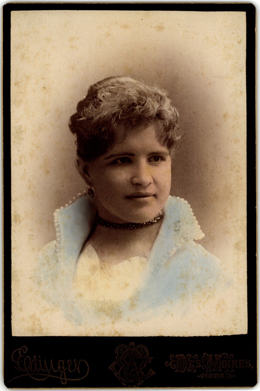 CIRCA 1880s CABINET CARD ELINGER GORGEOUS YOUNG LADY HAND-TINTED DES MOINES IOWA