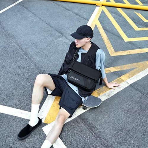 Borsa a tracolla originale ASUS ROG BC2000 ARCHER MESSENGER 14"" laptop messenger - Foto 9 di 9