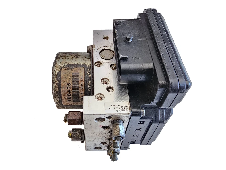 2011-2012 Nissan Leaf ABS Pump Anti-lock Brake Actuator 47660 3NA0A OEM - Image 3 of 4