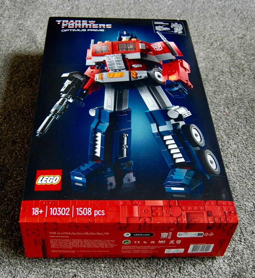 Lego Icons Transformers Optimus Prime 10302. Brand New. Factory Sealed. - Image 3 of 4