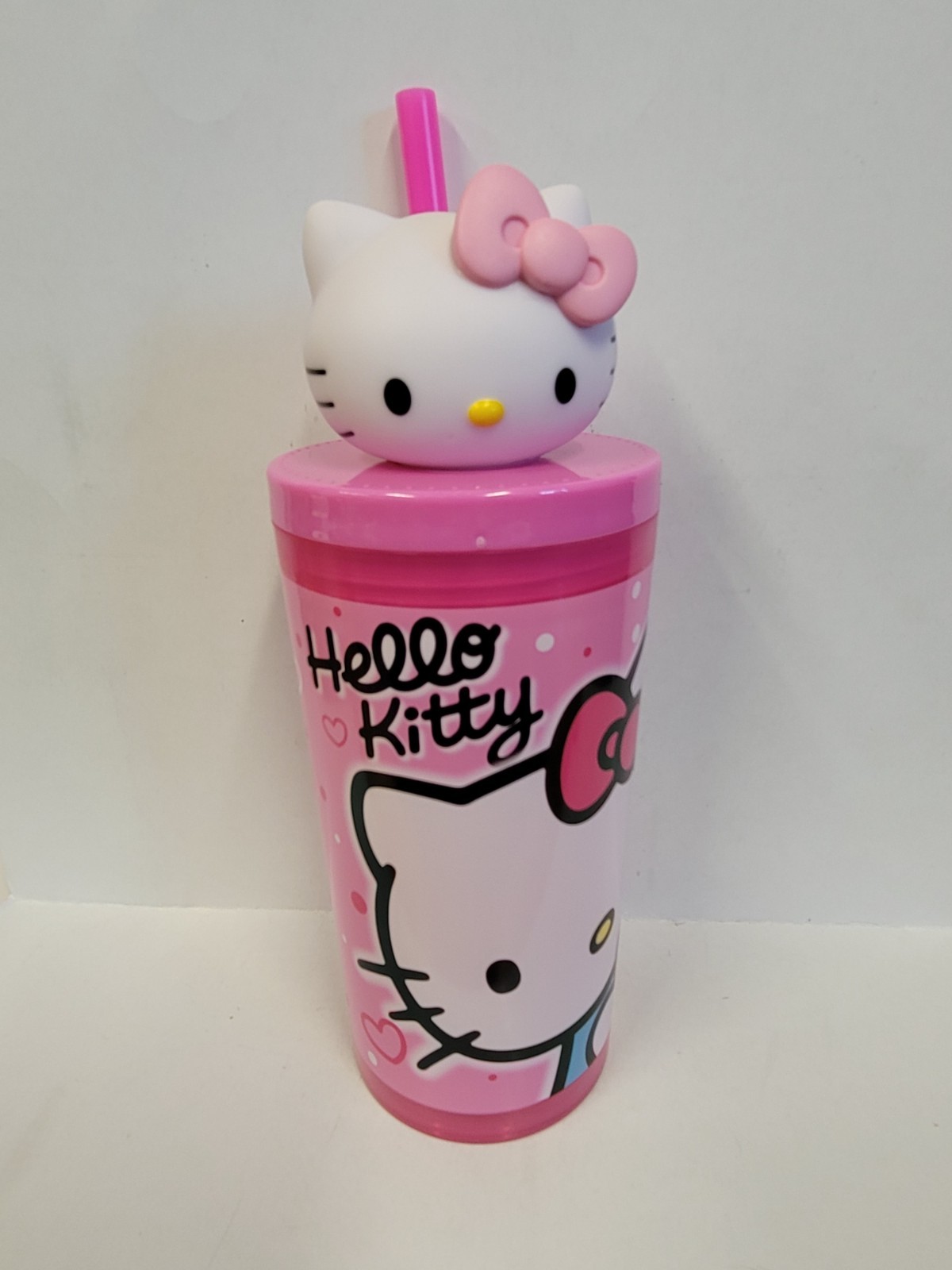 - Hello Kitty & Friends Pink 7" Plastic 12oz Straw Tumbler 3