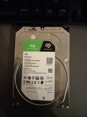 Seagate BarraCuda 2TB HDD (ST2000DM008)
