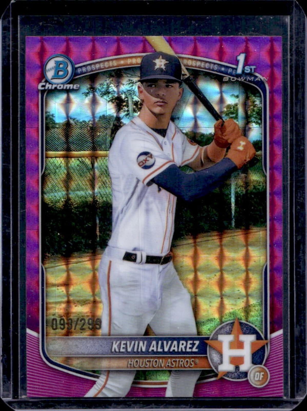 2025 Bowman Chrome Kevin Alvarez Fuchsia Geometric Refractor 1st #93/299