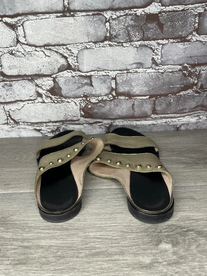 Lanvin Gold Leather Straps Flats Slides Studded Sandals Women’s Sz 39EU/8.5M US - Image 4 of 4