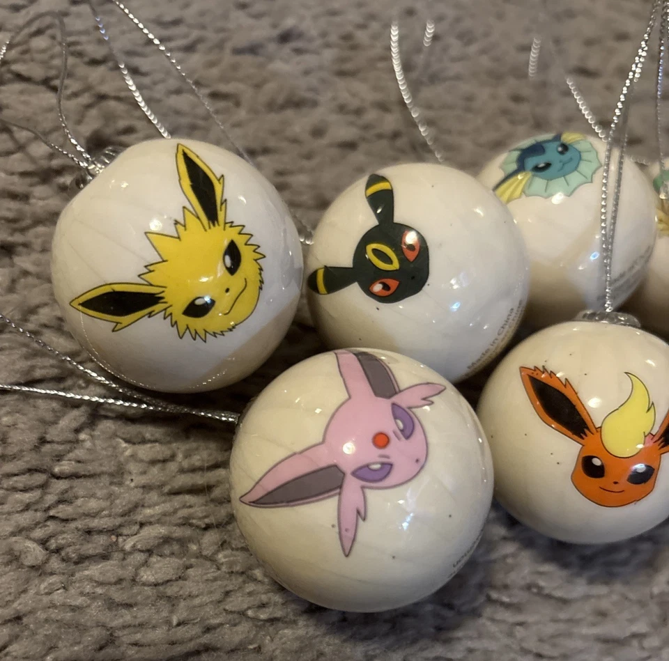 Pokemon Limited 2017 paquete de 10 mini adornos de árbol de Navidad conjunto Eevee sin caja Foto 2 de 4