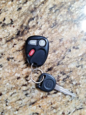 Oem Keyless Entry Remote Key Fob Key 3 Button Genuine Gm Kobut1bt 15732803