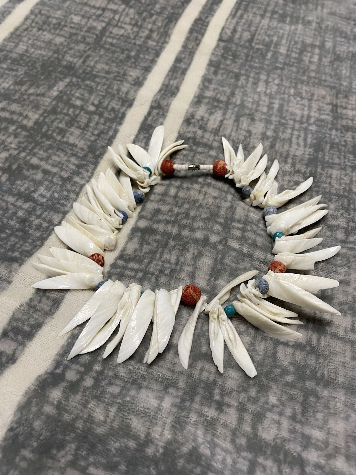 Shell Stone Beaded Statement Necklace Red Blue Tu… - image 3