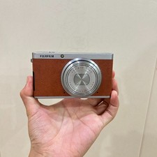 Fujifilm XF1   2/3" 12MP EXR CMOS  EXR Processor, Pro-Grade Image Quality