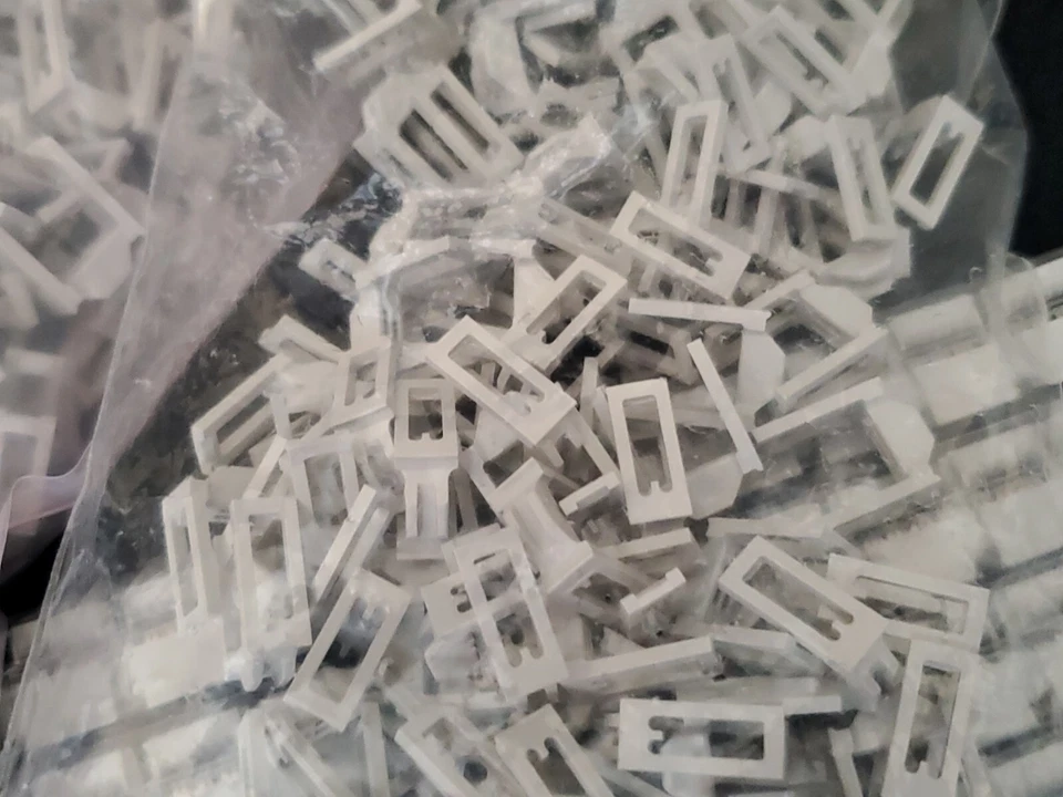 (528) 6 Position Rectangular Receptacle Connector IDC Gold 28-30 AWG - Image 4 of 4