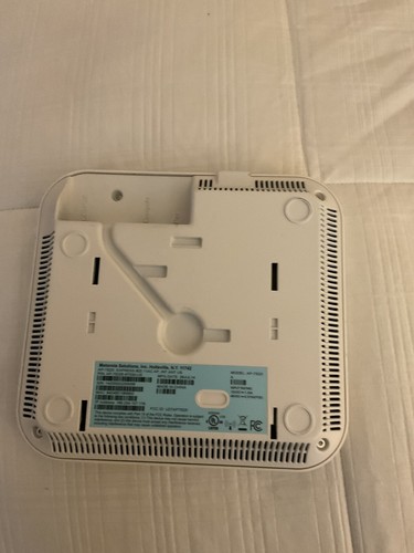 MOTOROLA Wireless Access Point by Model AP-75321 - Picture 4 of 4