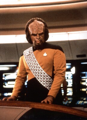 STAR TREK THE NEXT GENERATION (Fernsehserie + Filmserie): 1 FARBFOTO (13x18cm)-8