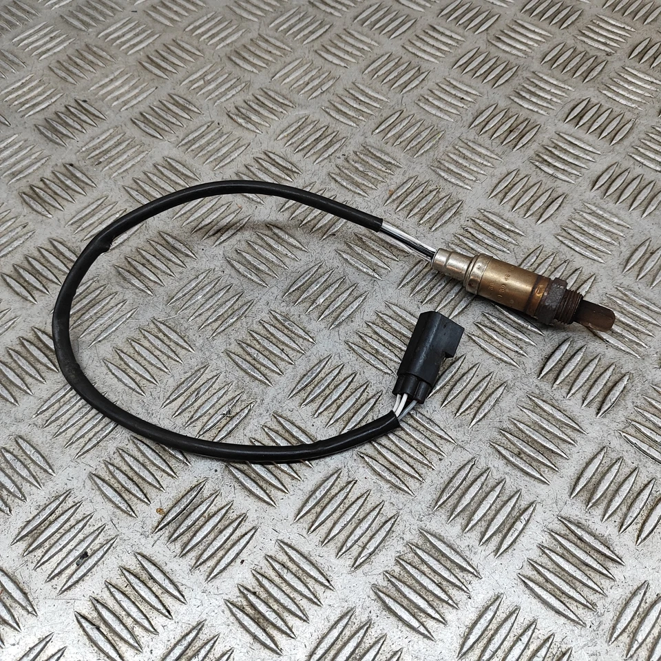 Sensore ossigeno ASTON MARTIN DB7 Coupè Lambda 93GB-9F472-BA 3.2 Benzina 233Kw 1995 - Immagine 4 di 4