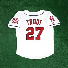 Mike Trout Rookie Cards Checklist and Autographed Memorabilia Guide 22