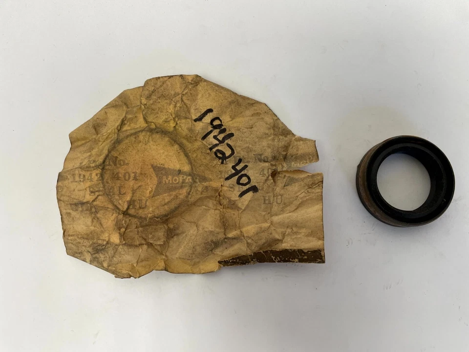 Dodge Plymouth 1960-1965 estándar transmisión de 3 velocidades eje principal sello de aceite trasero nuevo en stock Foto 3 de 4