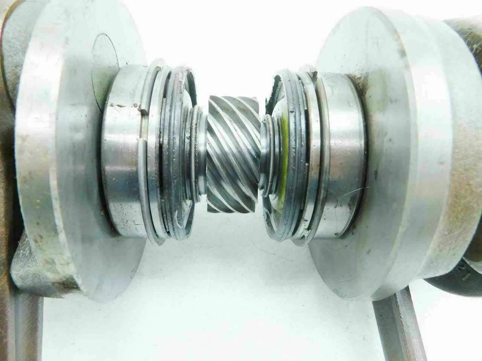 Cigüeñal Ski Doo Formula SLS 1996 500 L/C Foto 4 de 4