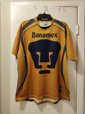 Remini Men's Gold Colored ''Pumas'' Sports Shirt. P-T-P:23.5in