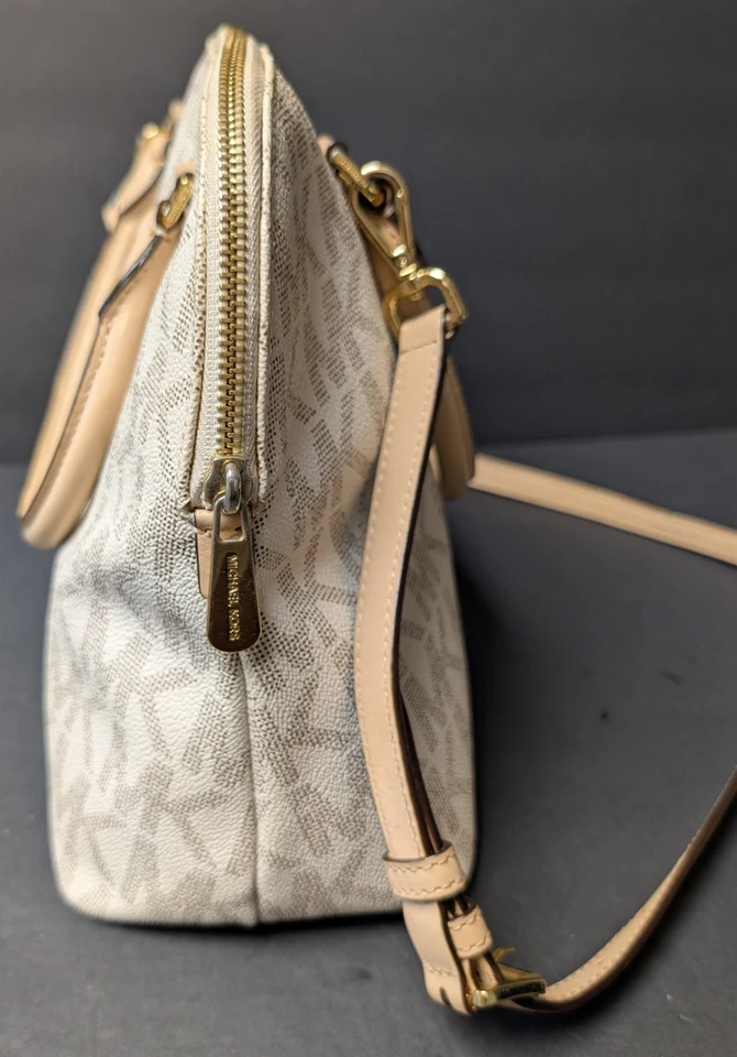 Bolsa tiracolo Michael Kors Cindy LG Dome bolsa tiracolo logotipo MK bolsa baunilha - Imagem 4 de 4