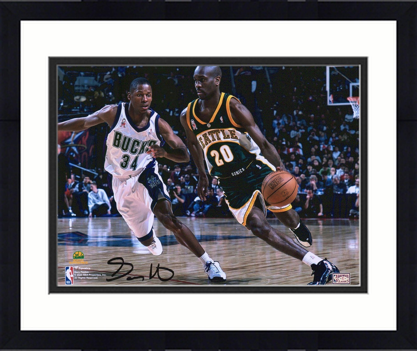 Gary Payton Autographed Signed Seattle Supersonics Framed 8" x 10" Dribbling in Green Photo 