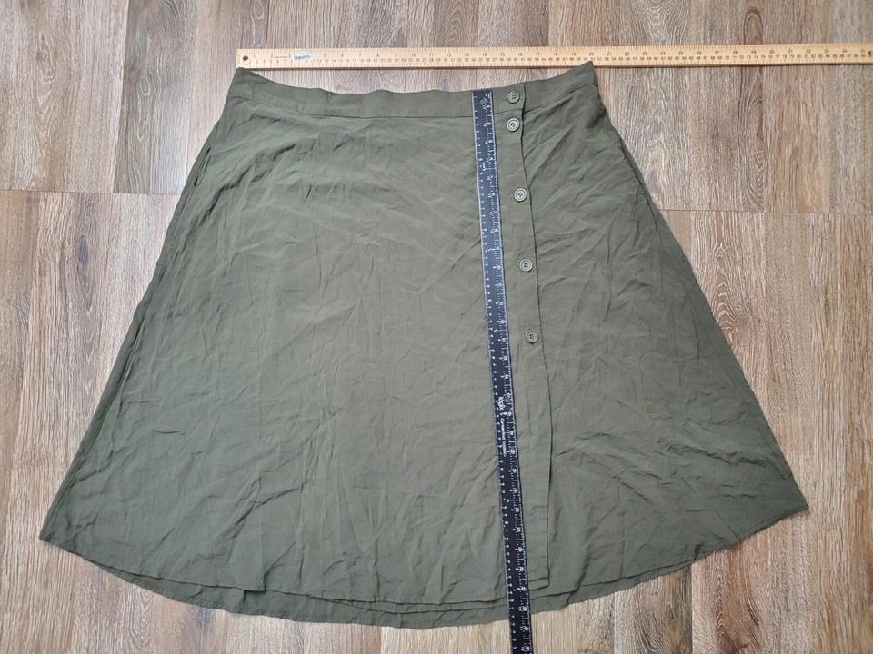 Falda para mujer Catherine MaLandrino Plus 2X verde oscuro cintura elástica botón lateral Foto 4 de 4