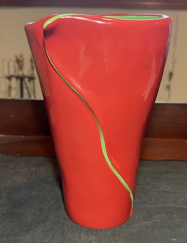 A Gift From FTD Red and Green Vase | eBay