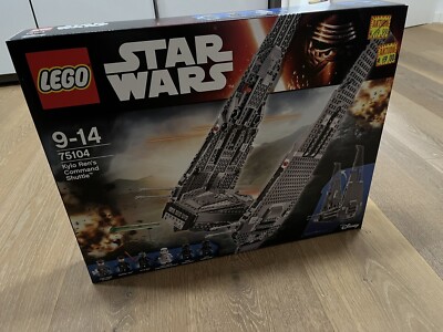 LEGO Star Wars: Kylo Ren s Command Shuttle (75104)