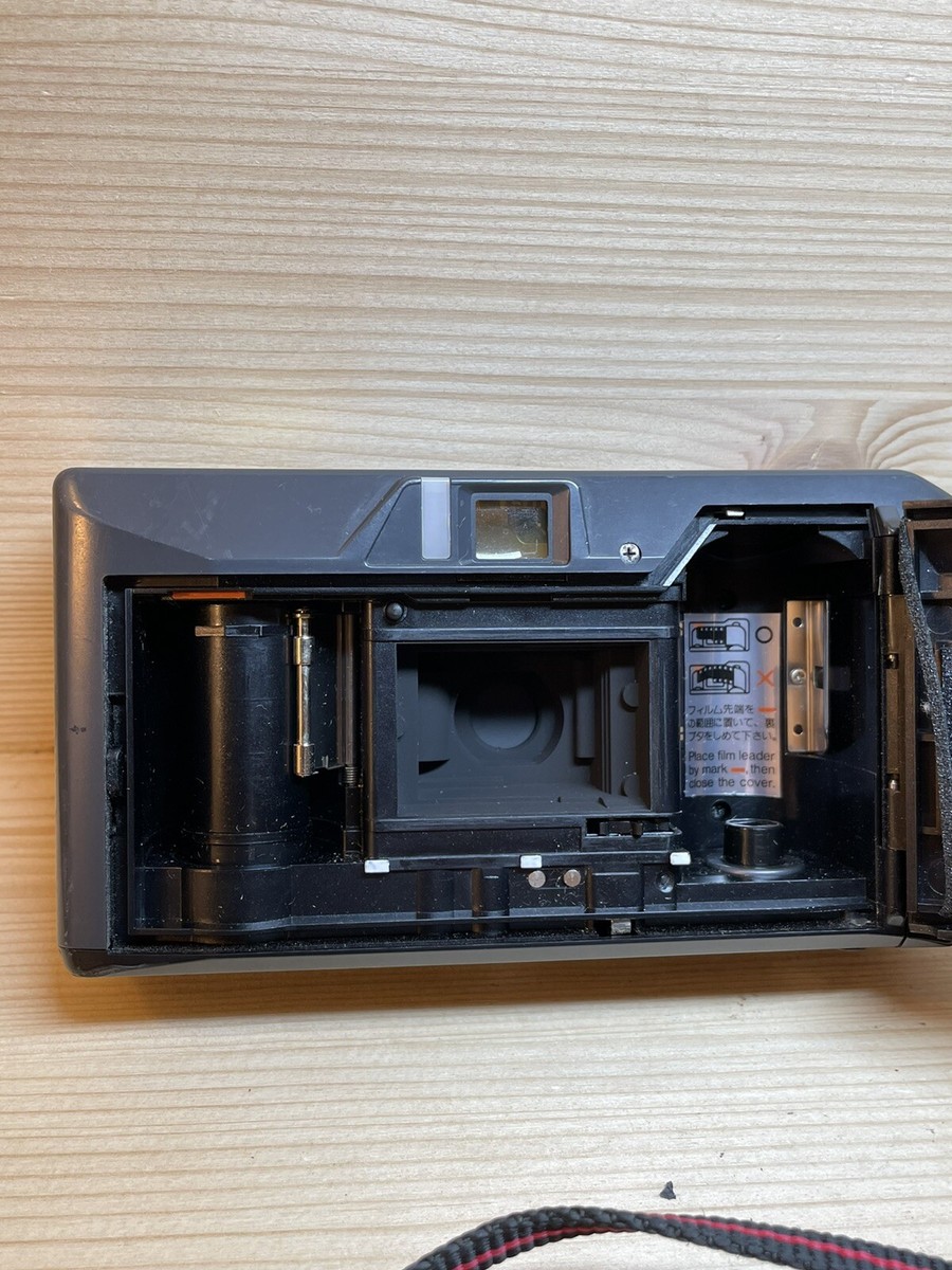 Yashica L AF Kyocera DX 32mm 3.5 Lens Point & Shoot Compact Film