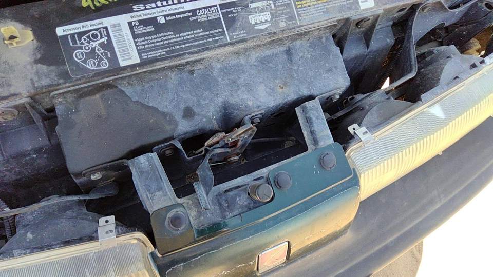 Conjunto de pestillo de capó Saturn Sl1 1991-1998 con soporte OEM Foto 4 de 4