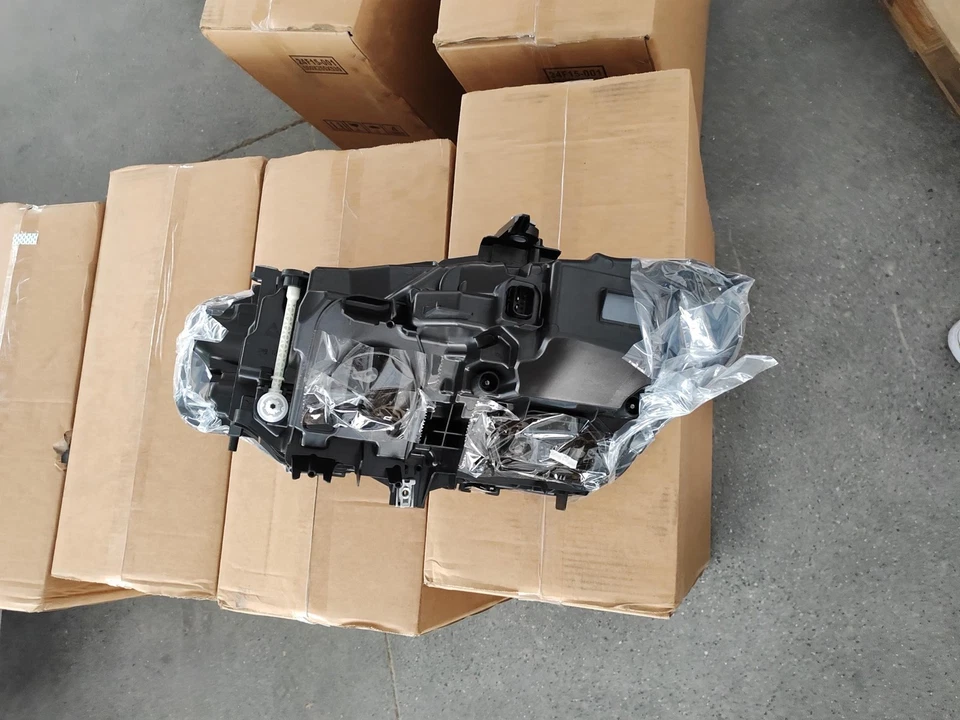 Faro derecho derecho lado pasajero derecho bmw serie 3 g20 lci g28 330i 2023-24 Foto 3 de 4