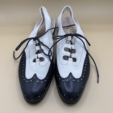 Vintage NWOT Salvatore Ferragamo Spectator Navy And White Shoes Size 4.5B