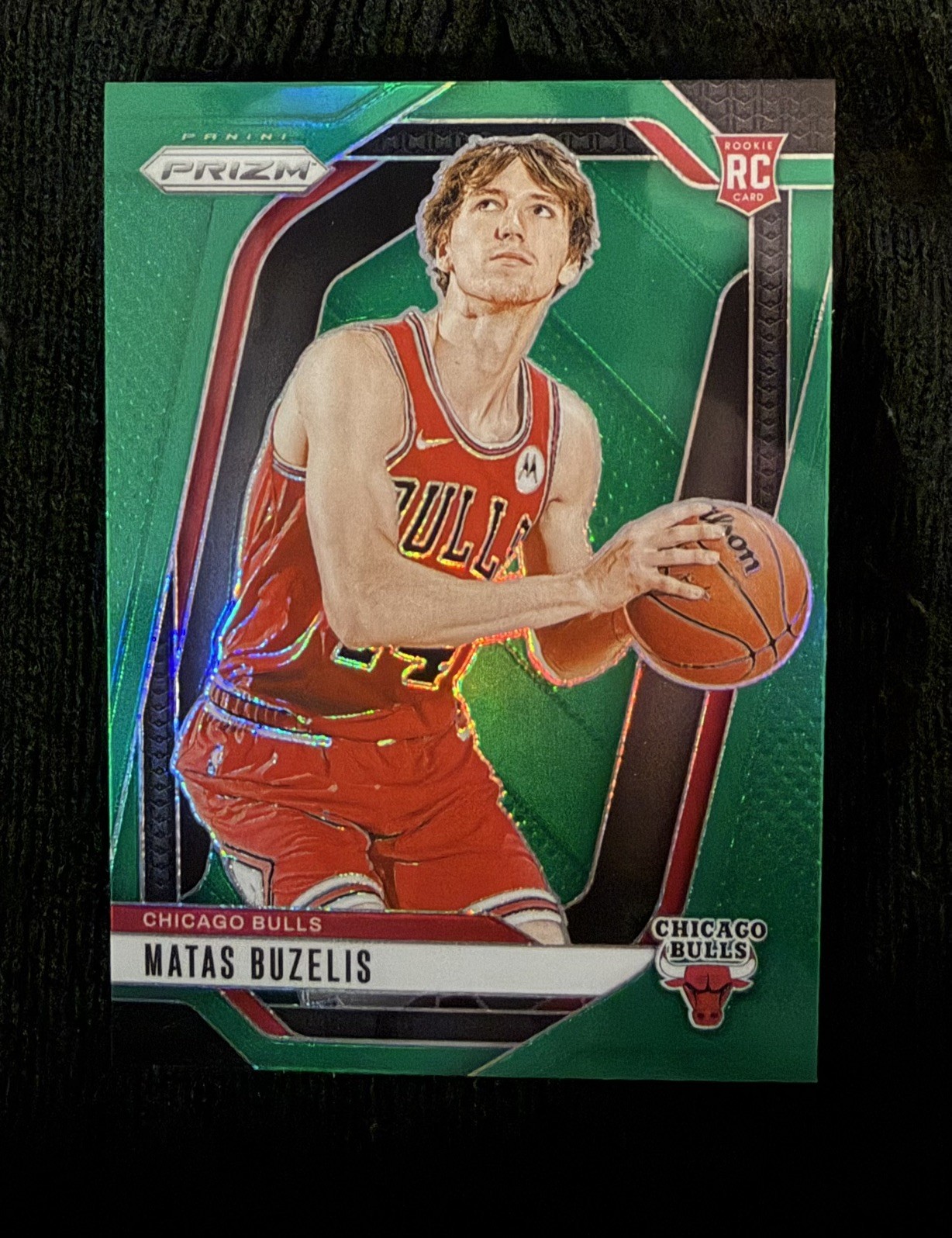 2024-25 Panini Prizm Rookie Matas Buzelis #252 Green Prizm RC Chicago Bulls