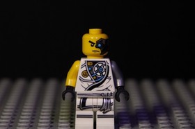 LEGO Ninjago Zane Minifig Tournament Robe & Battle Damage, NJO228 853544