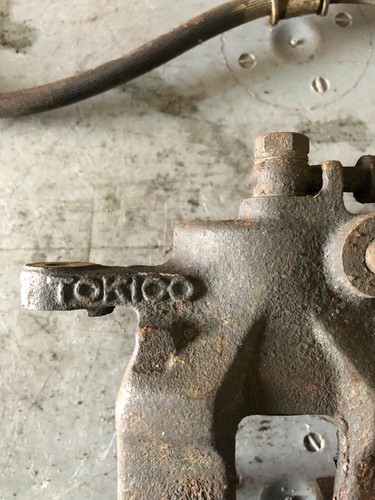 Original Honda Accord II TYP AC AD 83-85 Bremssattel Bremszange vorne links - Bild 4 von 8