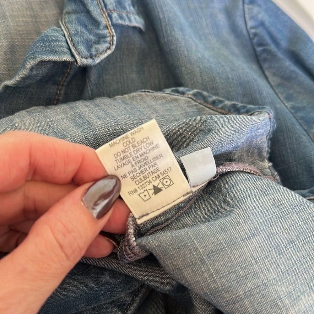 Cloth & Stone Chambray Split Back Button Down Lon… - image 9