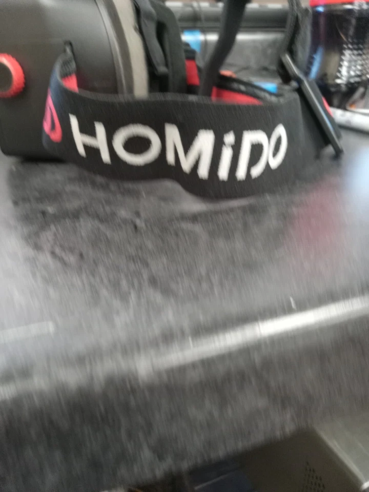 HOMiDO VR Headset V2 for Smartphones w/ Carrying Case and manual - Image 2 of 4