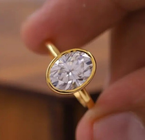 2.00Ct Oval-Cut VVS1 Moissanite Bezel Engagement Ring Solid 14k Yellow Gold - Picture 4 of 4