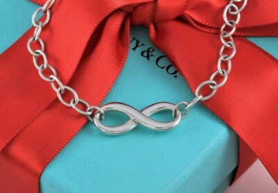 Tiffany Co Sterling Silver Infinity Chain Link Bracelet