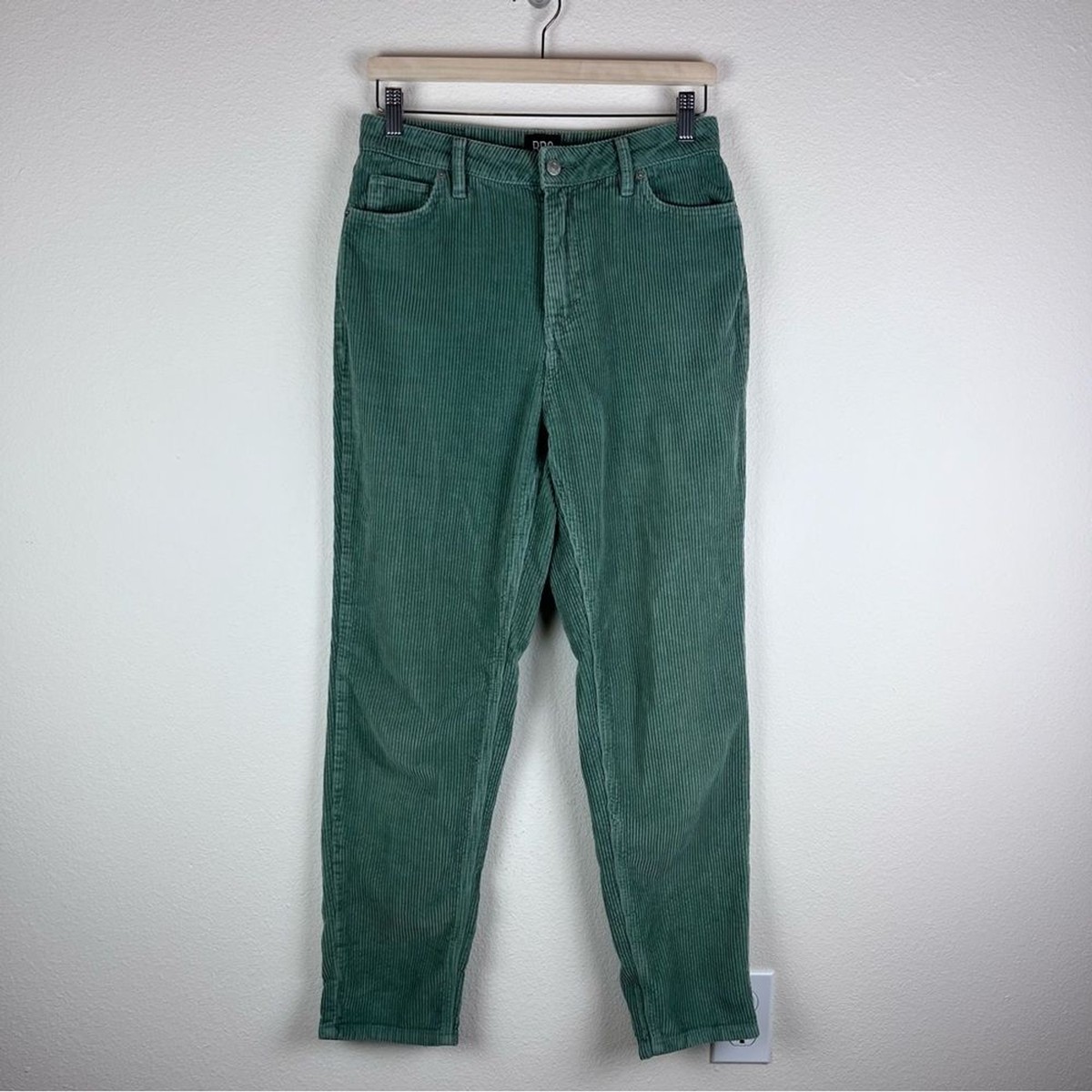 BDG Womens Mom High Rise green corduroy pants Urban Outfitters
