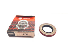 NOS NATIONAL FEDERAL-MOGUL OIL SEALS 471765